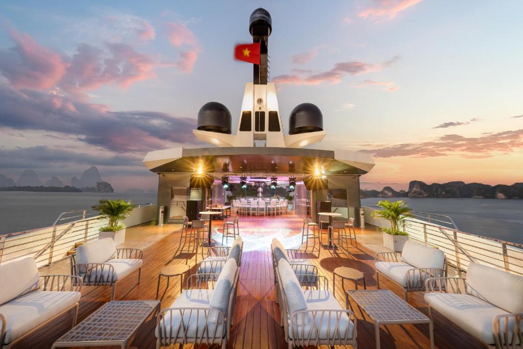 Grand Pioneers Cruise photo 3